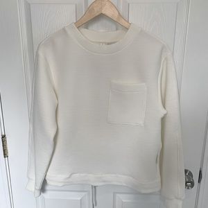 Varley XS sweatershirt. Adorable details, drawstring and peekaboo back in cream